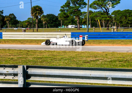 Formel-Rennwagen auf dem Sebring International Raceway in Florida Stockfoto