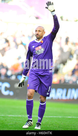 Watford Heurelho Gomes in Aktion während der Premier League match bei der Liberty Stadium, Swansea. Stockfoto