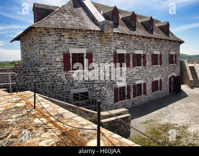 Ticonderoga, New York, USA. 24. Juli 2016. Innen Fort Ticonderoga am Ufer des Lake Champlain im Sommer Stockfoto