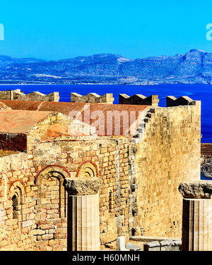 Ruinen der alten Tempel in Lindos auf Rhodos, Griechenland Stockfoto