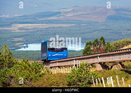 Beförderung von Cairngorm Standseilbahnen, höchste Bergbahn im Vereinigten Königreich in den Cairngorms National Park, Schottland Stockfoto