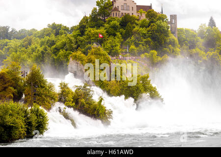 Rhein-Wasserfall in der Schweiz Stockfoto