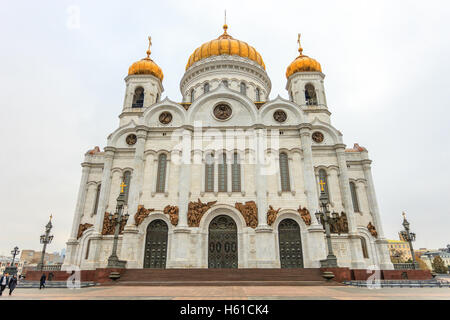 Kathedrale von Christus dem Erlöser und Patriarshy Brücke Stockfoto