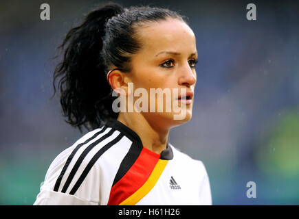 Fatmire Bajramaj, Frauen internationale Fußballspiel Deutschland - Nordkorea 3: 0 in der MSV-Arena in Duisburg Stockfoto