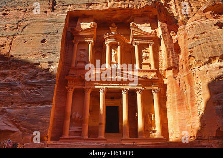 Blick auf die Treasury, Al-Khazneh, Petra, Jordanien
