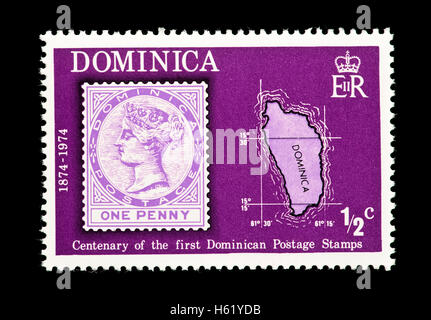 Briefmarke von Darstellung seine erste Briefmarke und eine Karte der Insel Dominica Stockfoto