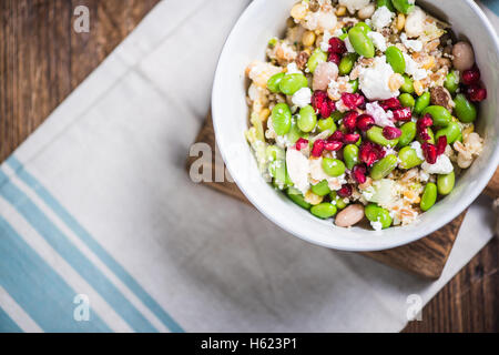 Vollwert-Salat, sauber Essen und Ernährung, Abnehm-Konzept Stockfoto