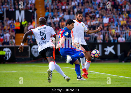 Valencia, Spanien. 22. Oktober 2016. Luis Suarez spielt bei der La Liga-Spiel zwischen Valencia CF und FC Barcelona im Mestalla am 22. Oktober 2016 in Valencia, Spanien. Stockfoto