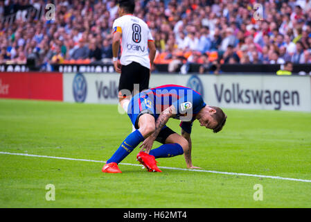 Valencia, Spanien. 22. Oktober 2016. Lucas Digne spielt bei der La Liga-Spiel zwischen Valencia CF und FC Barcelona im Mestalla am 22. Oktober 2016 in Valencia, Spanien. Stockfoto