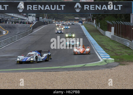 23. Oktober 2016. Estoril, Portugal. Start der Rennen der europäischen Le Mans Series, während der europäischen Le Mans Serie Week-End Estoril Credit: Alexandre de Sousa/Alamy Live News Stockfoto