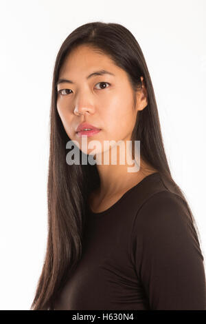Junge japanische Frau mit weißem Hintergrund (Serie) Stockfoto