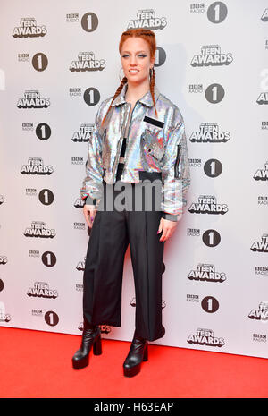 Jess Glynne Teilnahme an der BBC Radio 1 Teen Awards in der SSE Wembley Arena in London. PA-Geschichte-SHOWBIZ-Teen zu sehen. Stockfoto