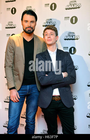 Rylan Clark Neal (links) und Matt Edmondson Teilnahme an BBC Radio 1 Teen Awards auf der SSE Wembley Arena in London statt. PA-Geschichte-SHOWBIZ-Teen zu sehen. Stockfoto