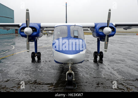 Tingwall Flughafen Shetland die Inselbewohner Ebenen verläuft, die Menschen zwischen den entfernten äußeren Inseln der Shetland Fähre Stockfoto