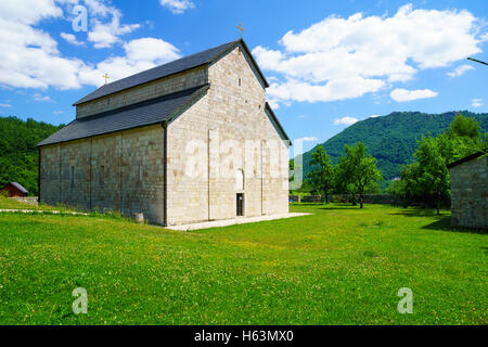 Das Kloster Piva (Kirche des Sv. Rolle oder Kirche der Himmelfahrt der Heiligen Mutter Gottes) in Piva, Montenegro Stockfoto