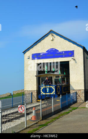 Ein Pkw von der Great Orme Straßenbahn Seilbahn Stockfoto