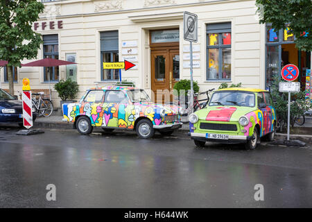 Der alte Trabant in Berlin Stockfoto