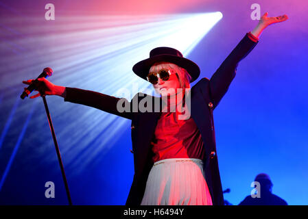 BARCELONA - 19 JUN: Roisin Murphy (Künstler) führt auf Sonar Festival am 19. Juni 2015 in Barcelona, Spanien. Stockfoto