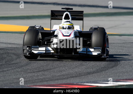 Motorsport, Pedro De La Rosa, SPA, im BMW Sauber C29 Rennwagen, Formel-1-Tests auf dem Circuit de Catalunya Rennen verfolgen in Stockfoto