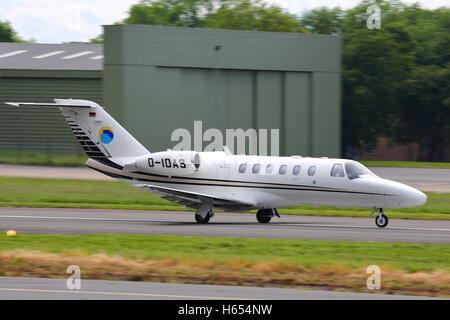 Cessna 525A Citation CJ2 + D-IDAS in Biggin Hill Air Show 2014 Stockfoto