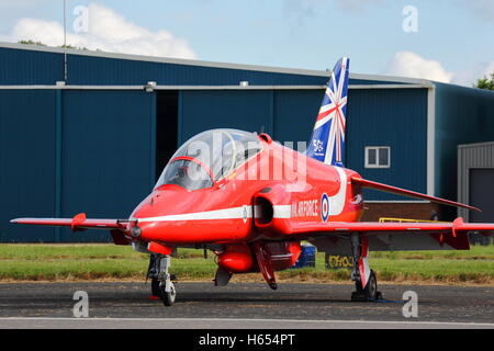 Rote Pfeile BAE Systems Hawk T.1 in Biggin Hill Air Show 2014 geparkt Stockfoto