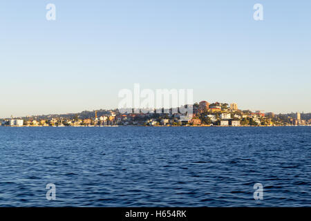 In Sydney Leben passiert so nah an das Wasser möglichst Stockfoto