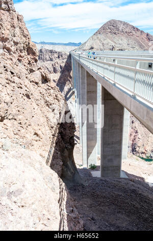 Hoover-Staudamm befindet sich an der Grenze zwischen Nevada und Arizona Stockfoto