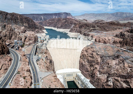 Hoover-Staudamm befindet sich an der Grenze zwischen Nevada und Arizona Stockfoto