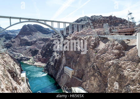 Hoover-Staudamm befindet sich an der Grenze zwischen Nevada und Arizona Stockfoto