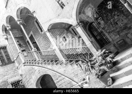 Gotischen Viertel sind im Zentrum von Barcelona und einige der Gebäude stammen aus dem Mittelalter Stockfoto