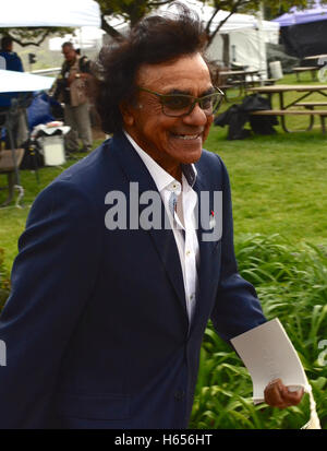 Johnny Mathis Reaganss Trauerfeiern in der Ronald Reagan Presidential Library in Simi Valley, Kalifornien am 11. März 2016 überlassen. Stockfoto