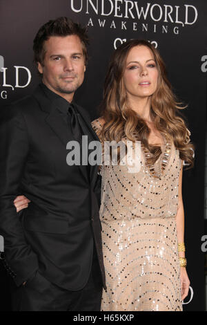 Len Wiseman und Kate Beckinsale bei der Premiere von Screen Gems "Underworld: Awakening" bei Graumans Chinese Theatre am Hollywood Blvd. Los Angeles, Kalifornien am 19. Januar 2012. © mpi27/MediaPunch Inc. Stockfoto