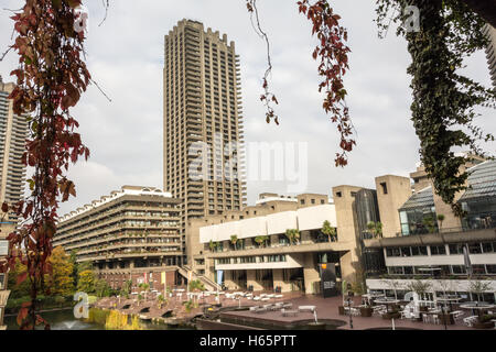 Das Barbican Centre in der City of London Stockfoto