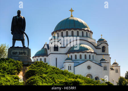 Kathedrale des Heiligen Sava und Karadjordje Denkmal, Belgrad, Serbien Stockfoto