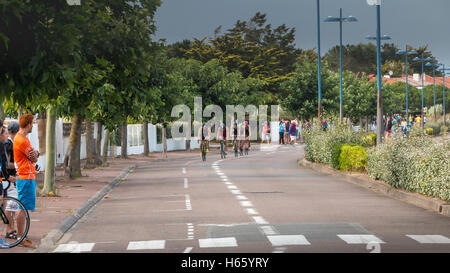 Saint Gilles Croix de Vie, Frankreich - 10. September 2016: endgültige Triathlon-Meisterschaft von Frankreich in der Kategorie D3 - Spitzenreiter Stockfoto