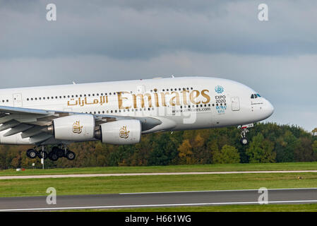 A6-EEB Emirates Airbus A380-861 Expo 2020 Dubi VAE Manchester Flughafen England.Uk. Anreise. Landung. Stockfoto