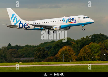 G-FBJI Flybe Embraer ERJ-175STD Ankunft. Flughafen Manchester England. Stockfoto