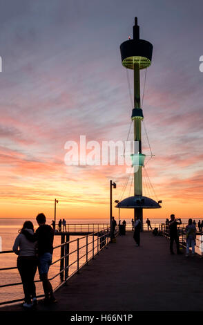 Sonnenuntergang am Strand von Brighton Adelaide, Adelaide Australien Stockfoto