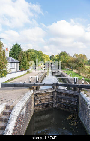 82, Stocker-Sperre auf der Grand Union Canal, Rickmansworth, Hertfordshire zu sperren Stockfoto