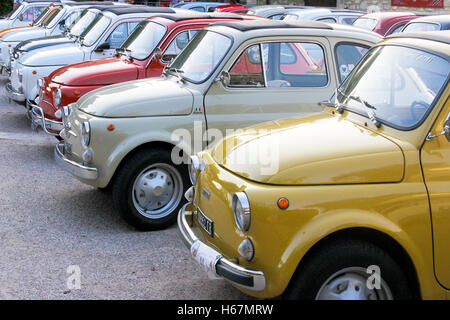 Fiat 500 rally, Miranda, Ternis, Umbrien, Italien Stockfoto