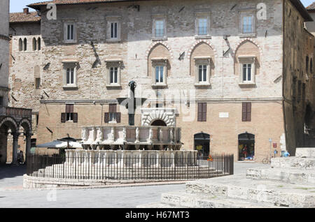 Brunnen auf der Piazza IV Novembre, Perugia, Umbrien, Italien Stockfoto