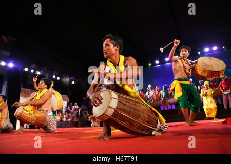 Dhol Tanz, Manipur, Indien Stockfoto