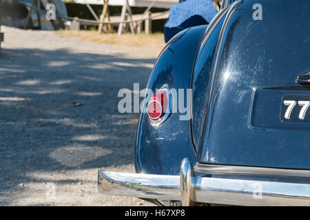 Saint Reverend, Frankreich - 24. Juli 2016: Sammlung Autos Oldtimer-Show während der Stadt party Stockfoto