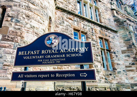 Belfast Royal Academy (BRA)-Gymnasium in Nord-Belfast, Nordirland. Stockfoto