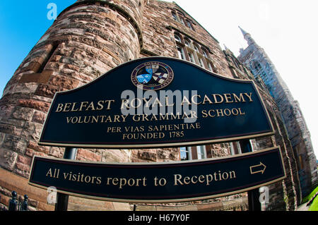 Belfast Royal Academy (BRA)-Gymnasium in Nord-Belfast, Nordirland. Stockfoto