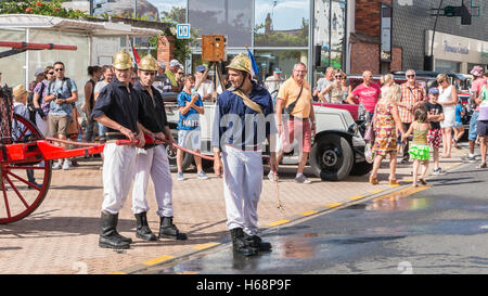 Challans, Frankreich - 11. August 2016: Veranstaltung einmal Challans "Autrefois Challans" durch die Stadt und taucht Besucher in th Stockfoto