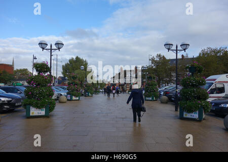 Gehweg zum/vom Norwich Bahnhof Stockfoto