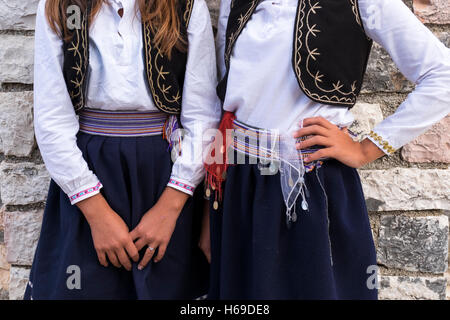 Albanischen folk Gala am Lekursi Schloss (Lëkurësi) in Sarande, Albanien. Stockfoto