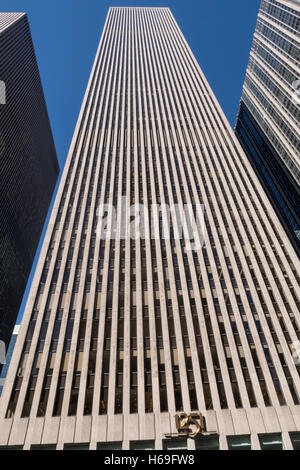 Wolkenkratzer im Rockefeller Center Komplex, 1251 Avenue of the Americas, NYC Stockfoto