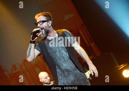 Marco Masini live im Auditorium Conciliazione während der Cronologia Tour 2015 Stockfoto